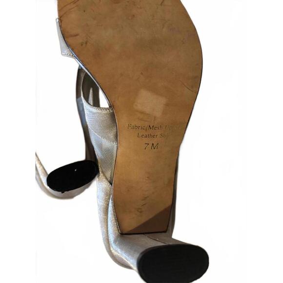 J. Reneé Couture Women's Silver Sandals Decorative Accent 7 - Picture 5 of 7